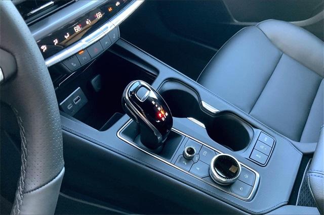 2025 Cadillac XT4 Vehicle Photo in KANSAS CITY, MO 64114-4545