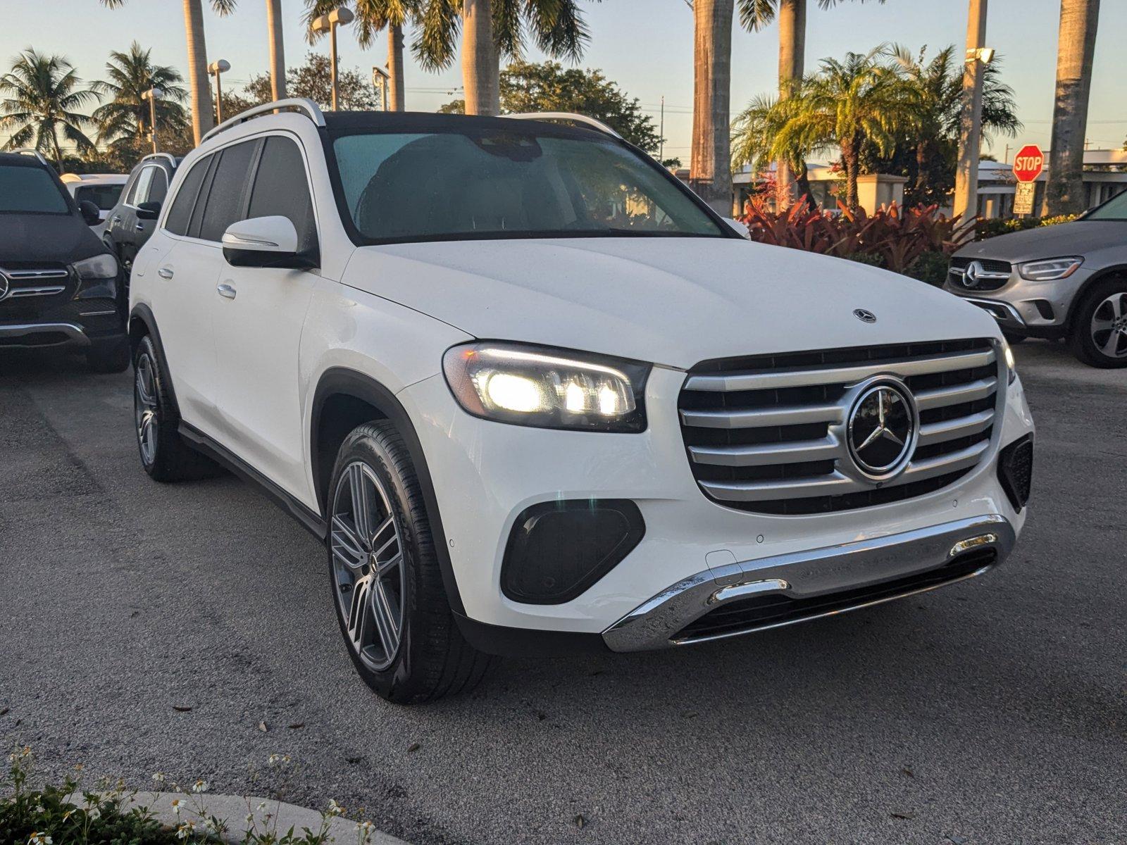 2024 Mercedes-Benz GLS Vehicle Photo in Miami, FL 33169