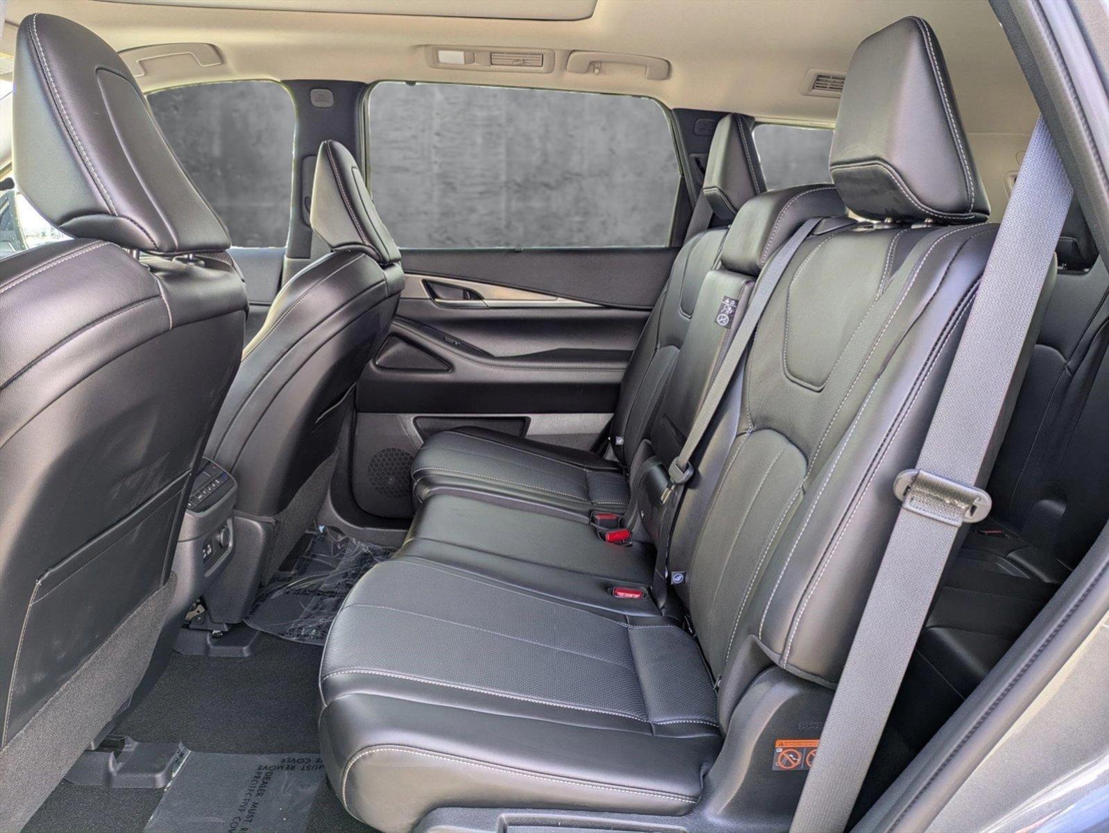 2024 INFINITI QX60 Vehicle Photo in Tustin, CA 92782