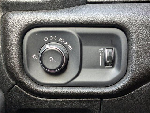 2024 Ram 1500 Vehicle Photo in BRUNSWICK, GA 31525-1881