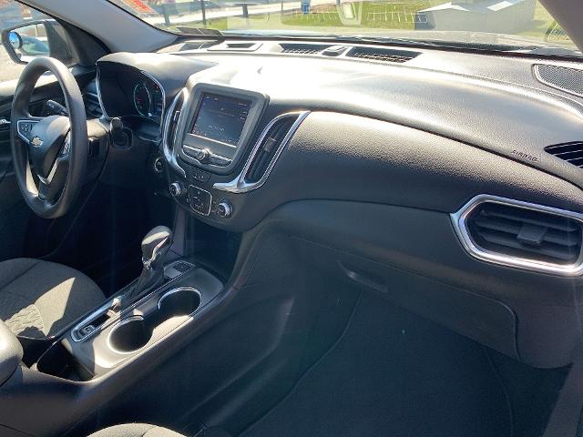 2022 Chevrolet Equinox Vehicle Photo in MOON TOWNSHIP, PA 15108-2571