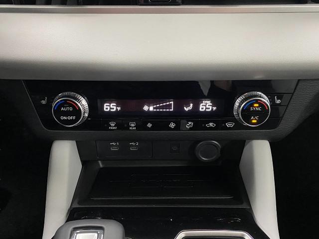 2025 Mitsubishi Outlander Vehicle Photo in Appleton, WI 54913