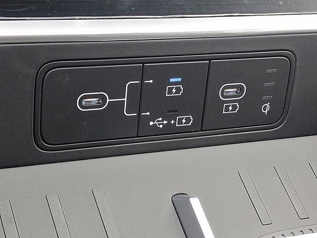 2025 Hyundai SANTA FE Hybrid Vehicle Photo in Harrisburg, PA 17111