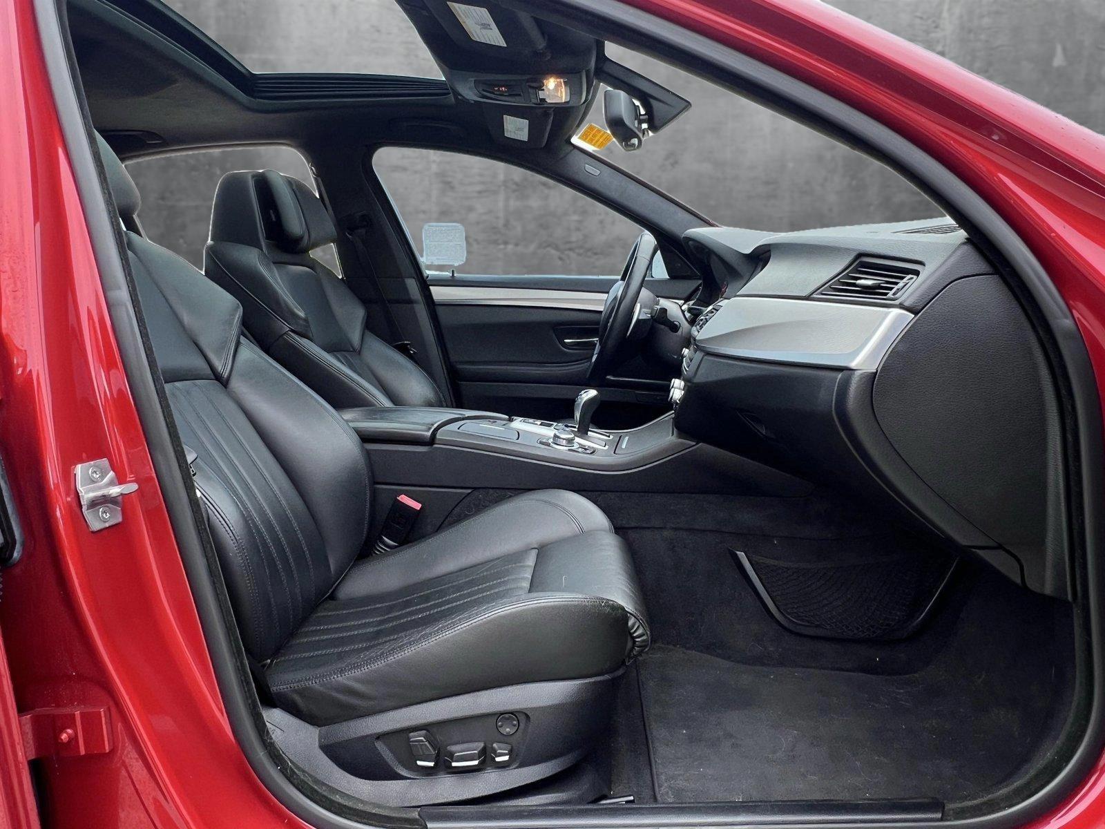 2013 BMW M5 Vehicle Photo in Santa Clarita, CA 91355