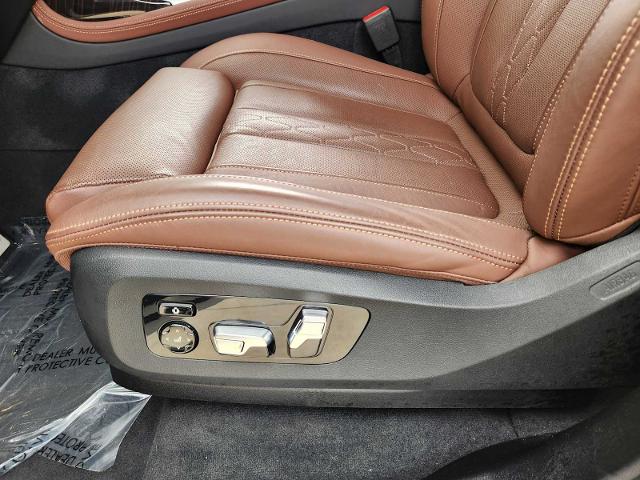 2024 BMW X7 xDrive40i Vehicle Photo in PLANO, TX 75024