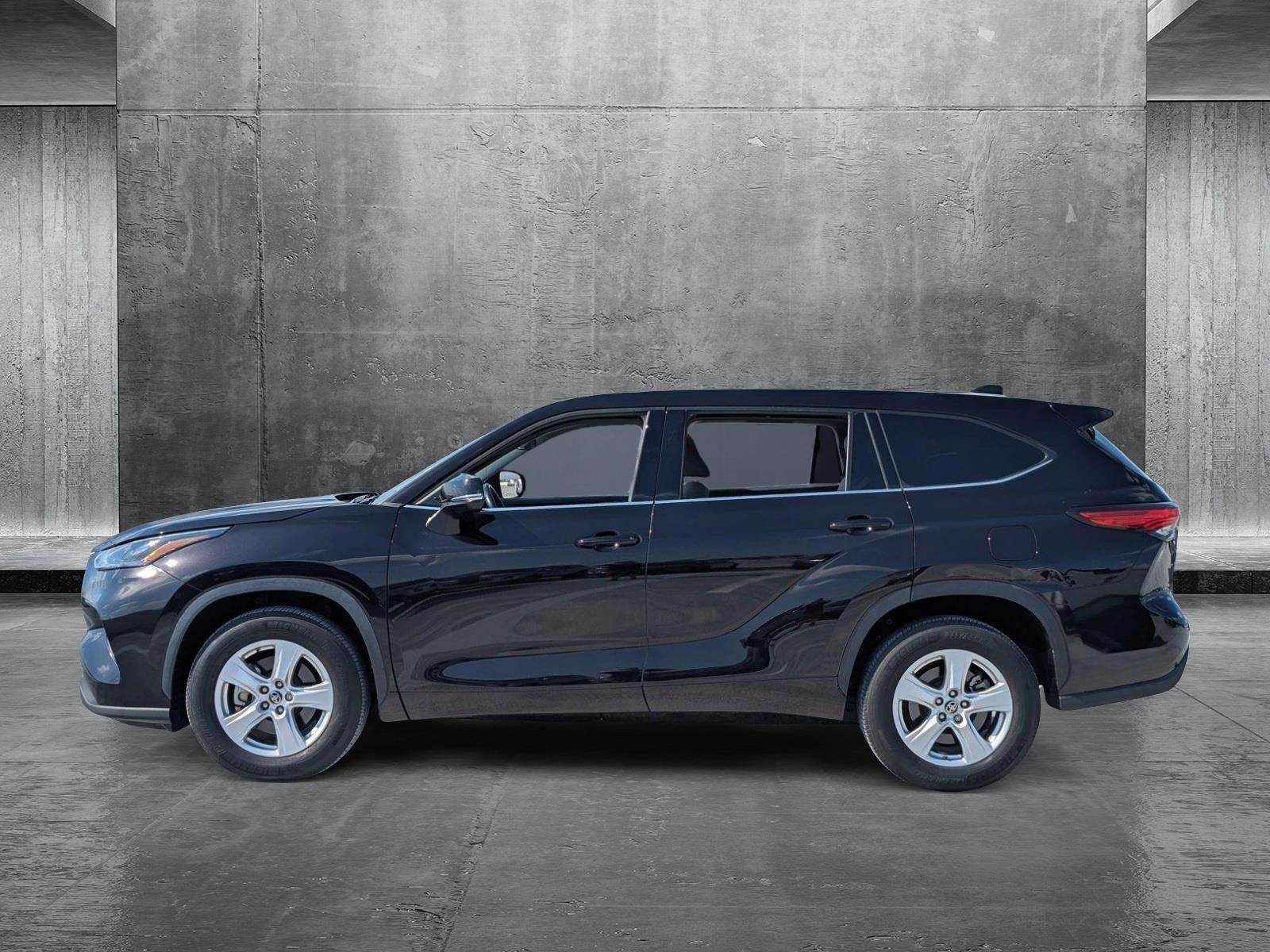 2022 Toyota Highlander Vehicle Photo in Ft. Myers, FL 33907