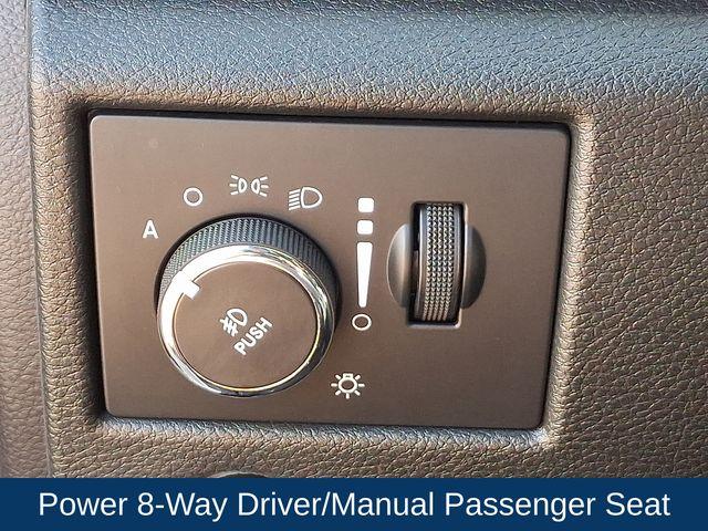 2015 Jeep Grand Cherokee Vehicle Photo in DANBURY, CT 06810-5034