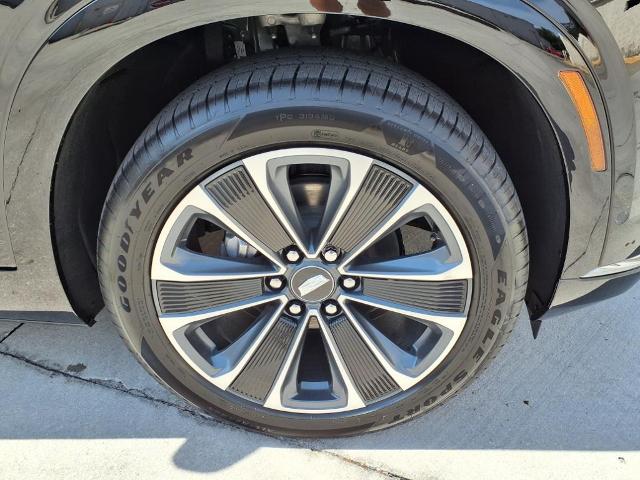 2026 Cadillac VISTIQ Vehicle Photo in Tampa, FL 33612