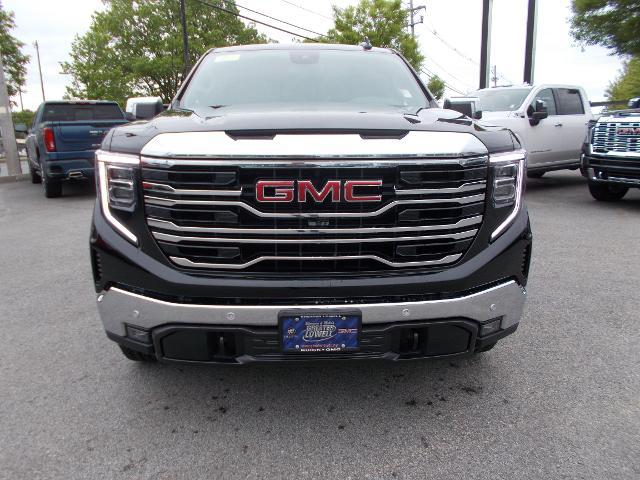 2025 GMC Sierra 1500 Vehicle Photo in LOWELL, MA 01852-4336