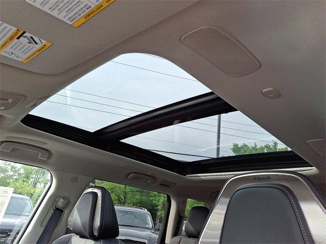2025 INFINITI QX80 Vehicle Photo in Willow Grove, PA 19090