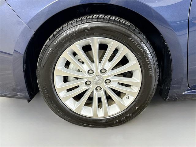2015 Toyota Avalon Hybrid Vehicle Photo in Everett, WA 98204