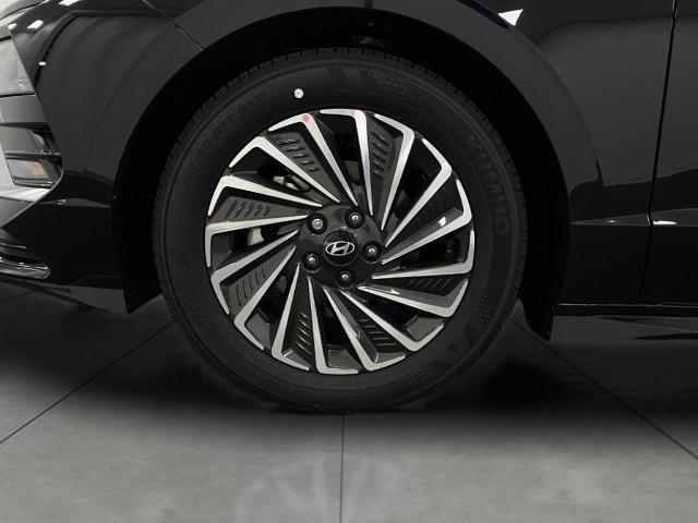 2025 Hyundai SONATA Hybrid Vehicle Photo in Appleton, WI 54913
