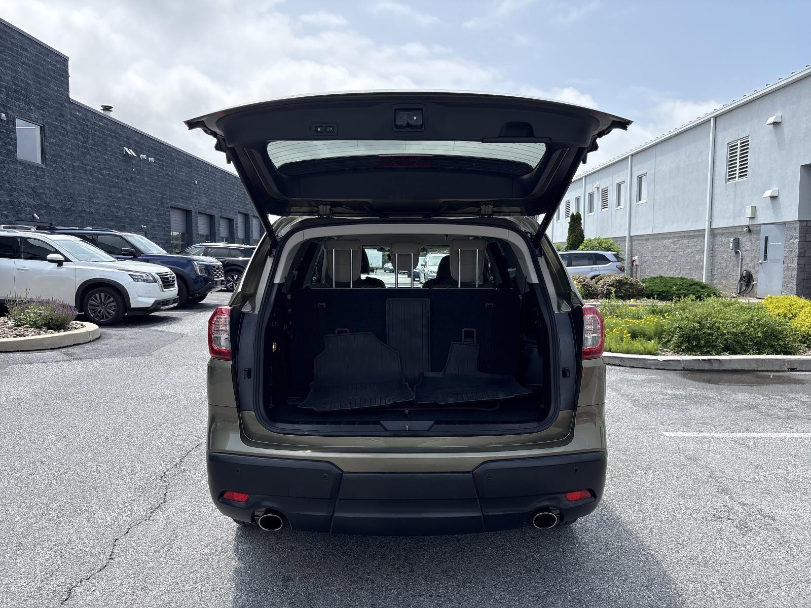 2023 Subaru Ascent Vehicle Photo in Mechanicsburg, PA 17050