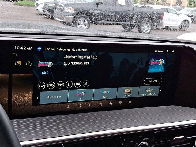 2025 INFINITI QX80 Vehicle Photo in Willow Grove, PA 19090