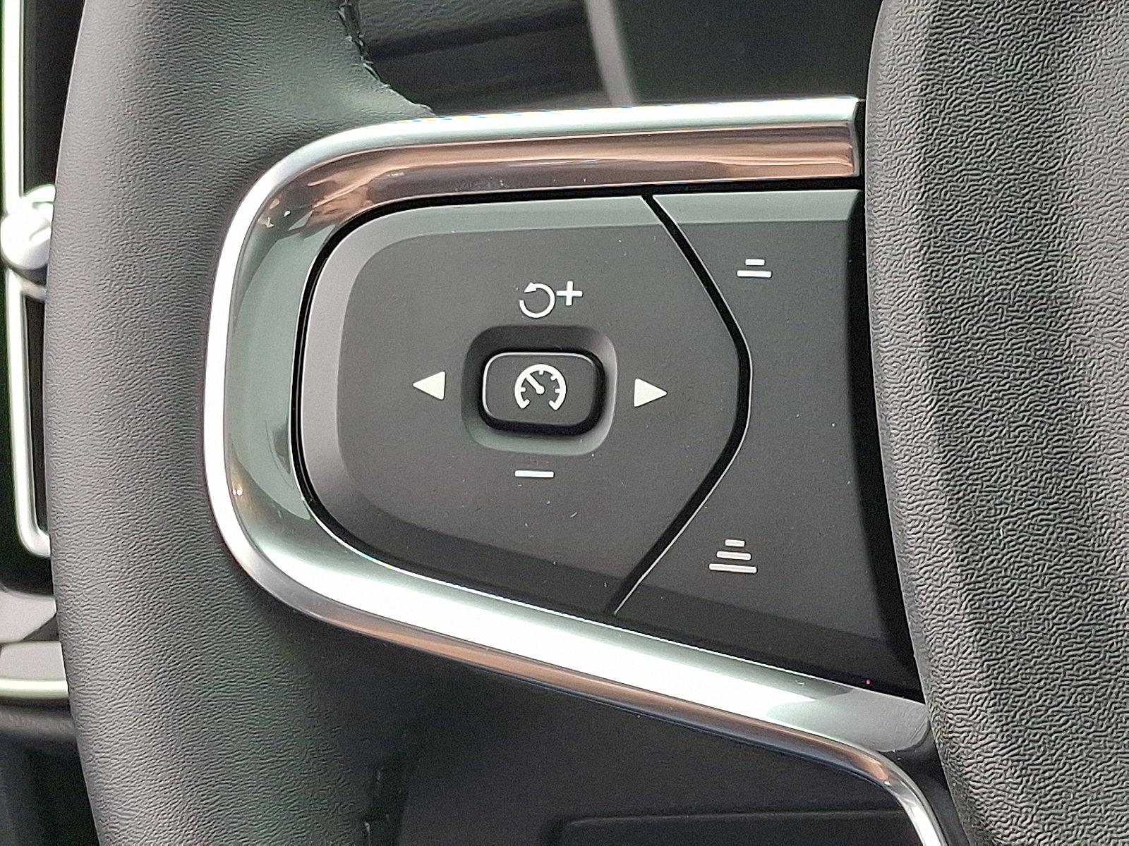 2025 Volvo XC40 Vehicle Photo in Trevose, PA 19053