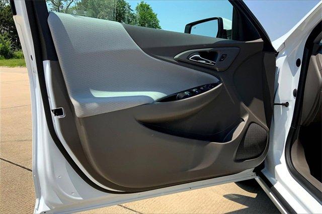 2024 Chevrolet Malibu Vehicle Photo in TOPEKA, KS 66609-0000