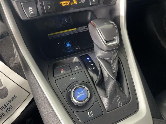 2021 Toyota RAV4 Vehicle Photo in GILBERT, AZ 85297-0402