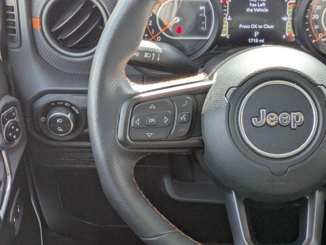 2024 Jeep Gladiator Vehicle Photo in SELMA, TX 78154-1460