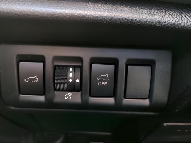 2025 Subaru Outback Vehicle Photo in Green Bay, WI 54304