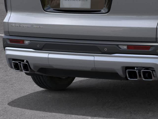 2025 Chevrolet Traverse Vehicle Photo in MOON TOWNSHIP, PA 15108-2571