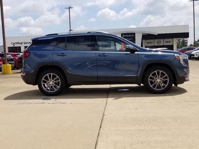 2024 GMC Terrain Vehicle Photo in ELYRIA, OH 44035-6349
