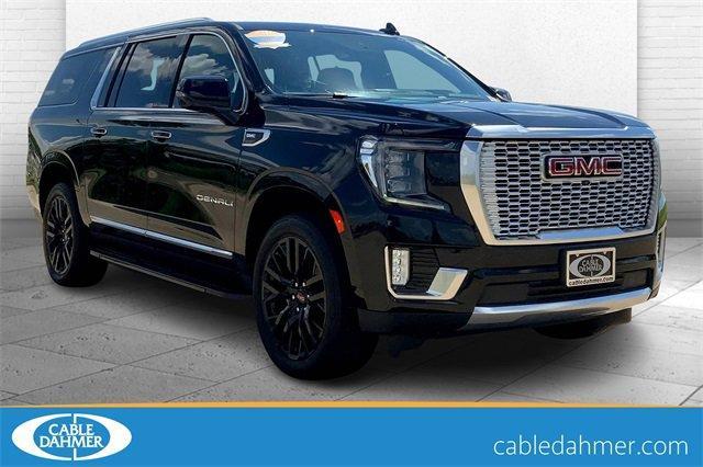 2024 GMC Yukon XL Vehicle Photo in TOPEKA, KS 66609-0000