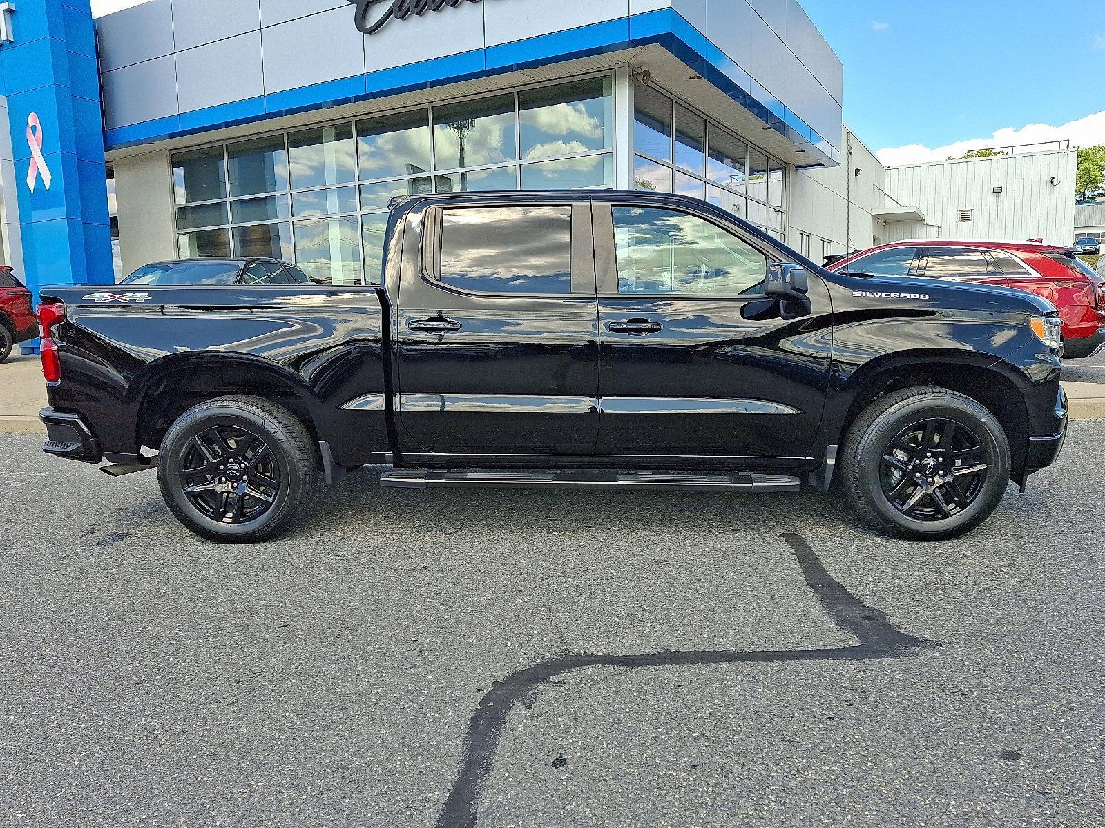 2023 Chevrolet Silverado 1500 Vehicle Photo in BETHLEHEM, PA 18017-9401