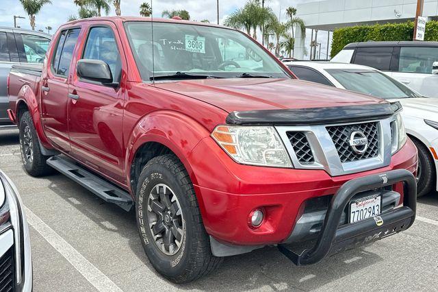 Lava Red 2015 Nissan Frontier Desert Runner Crew Cab Pickup Truck 4X2 5-Speed Automatic Overdrive
