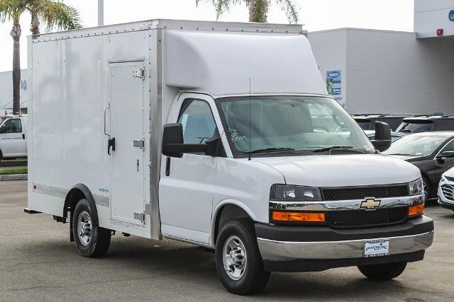 2023 Chevrolet Express Commercial Cutaway Vehicle Photo in VENTURA, CA 93003-8585