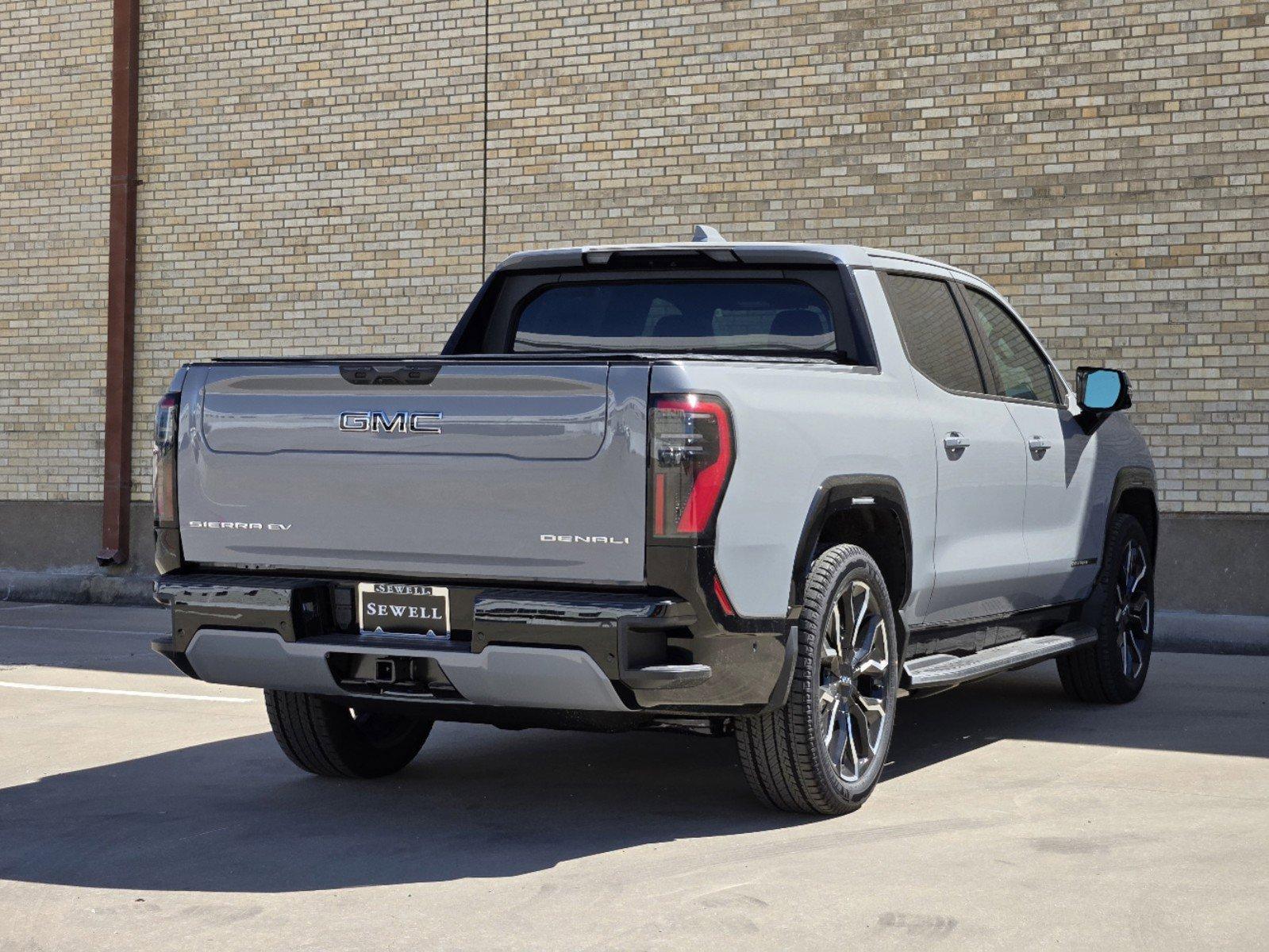 2024 GMC Sierra EV Vehicle Photo in DALLAS, TX 75209-3016