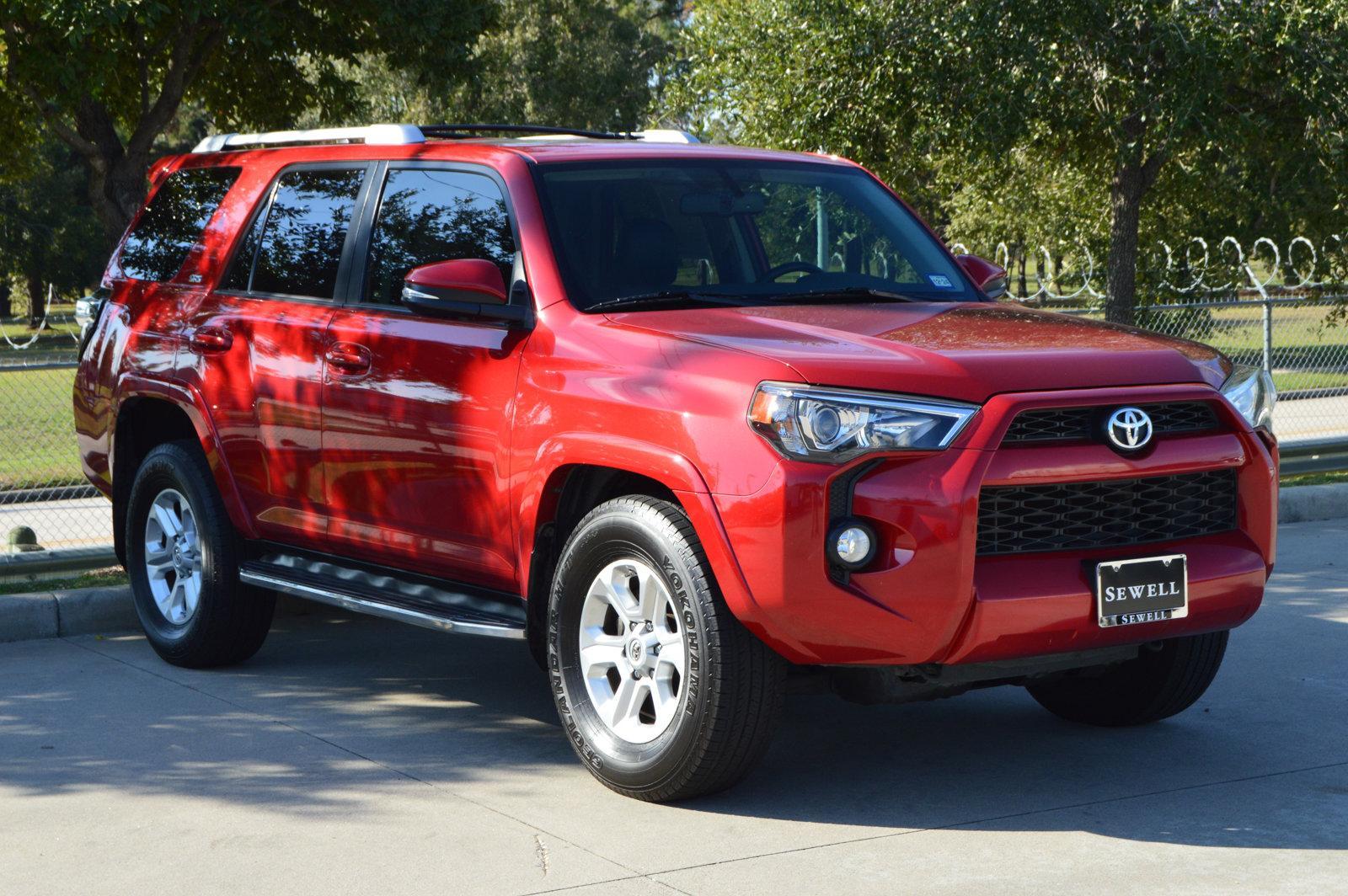 2015 Toyota 4Runner Vehicle Photo in Houston, TX 77090