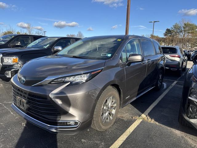 2021 Toyota Sienna Vehicle Photo in WILLIAMSVILLE, NY 14221-2883