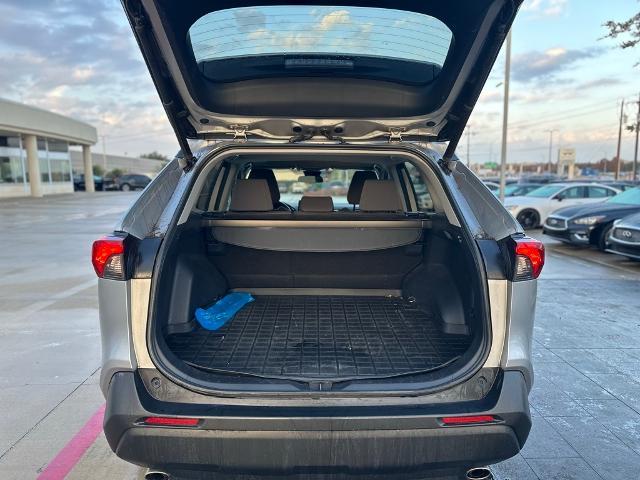 2019 Toyota RAV4 Vehicle Photo in Grapevine, TX 76051