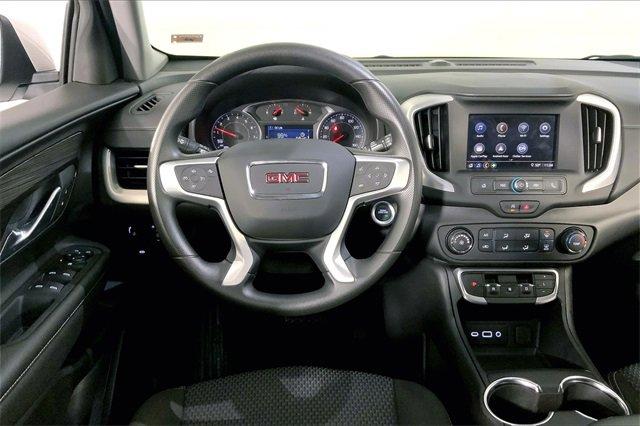 2024 GMC Terrain Vehicle Photo in KANSAS CITY, MO 64114-4502