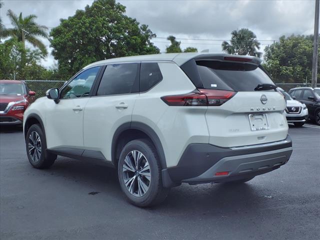 2022 Nissan Rogue Sport SV photo 3