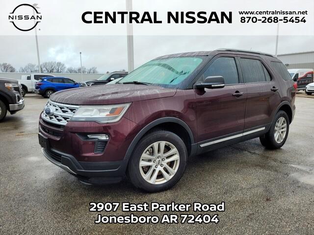 2019 Ford Explorer XLT photo 1