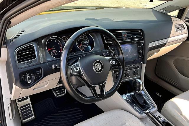 2017 Volkswagen Golf Alltrack Vehicle Photo in Tulsa, OK 74145