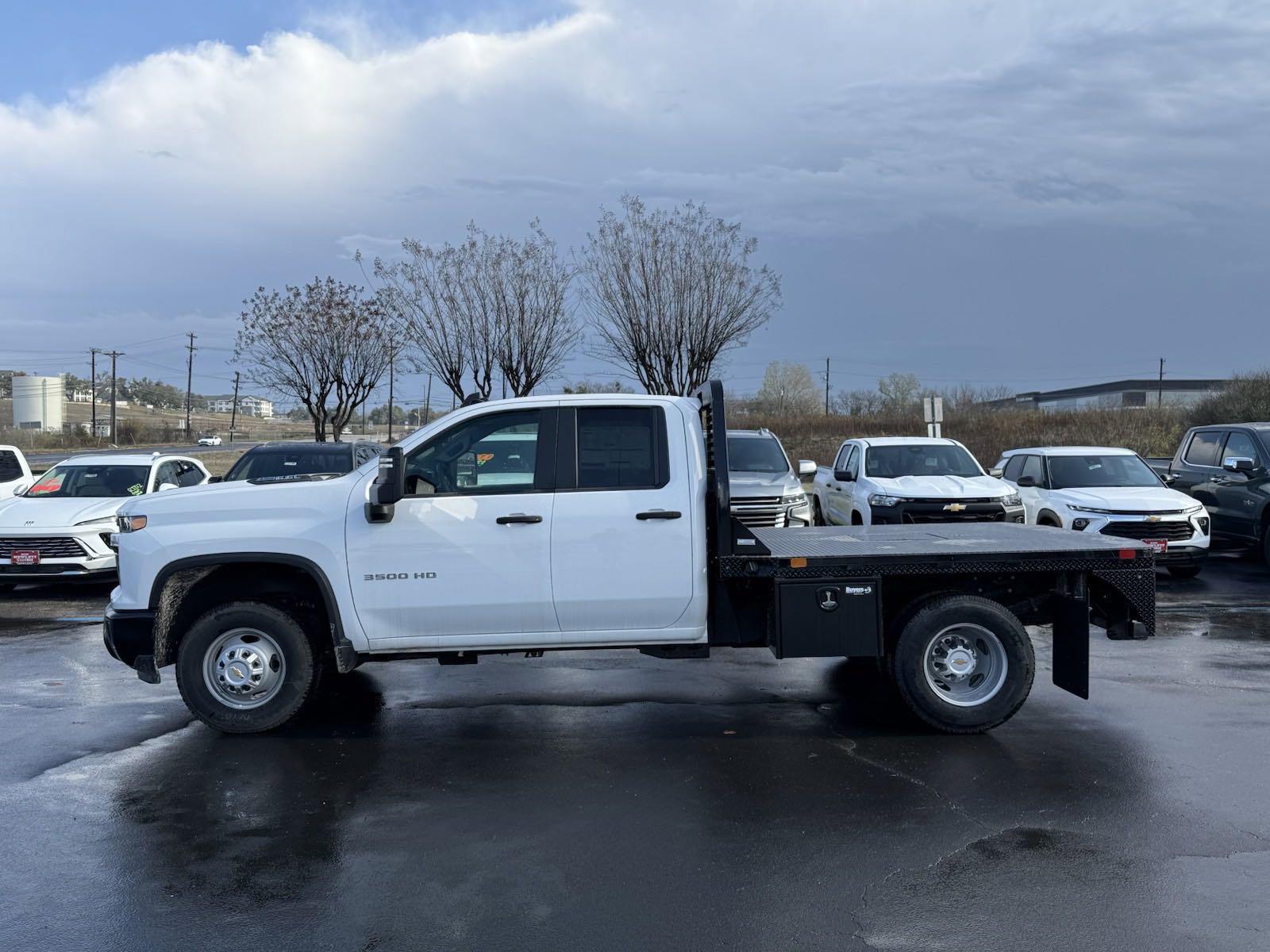 2024 Chevrolet Silverado 3500 HD Vehicle Photo in GEORGETOWN, TX 78626-7508