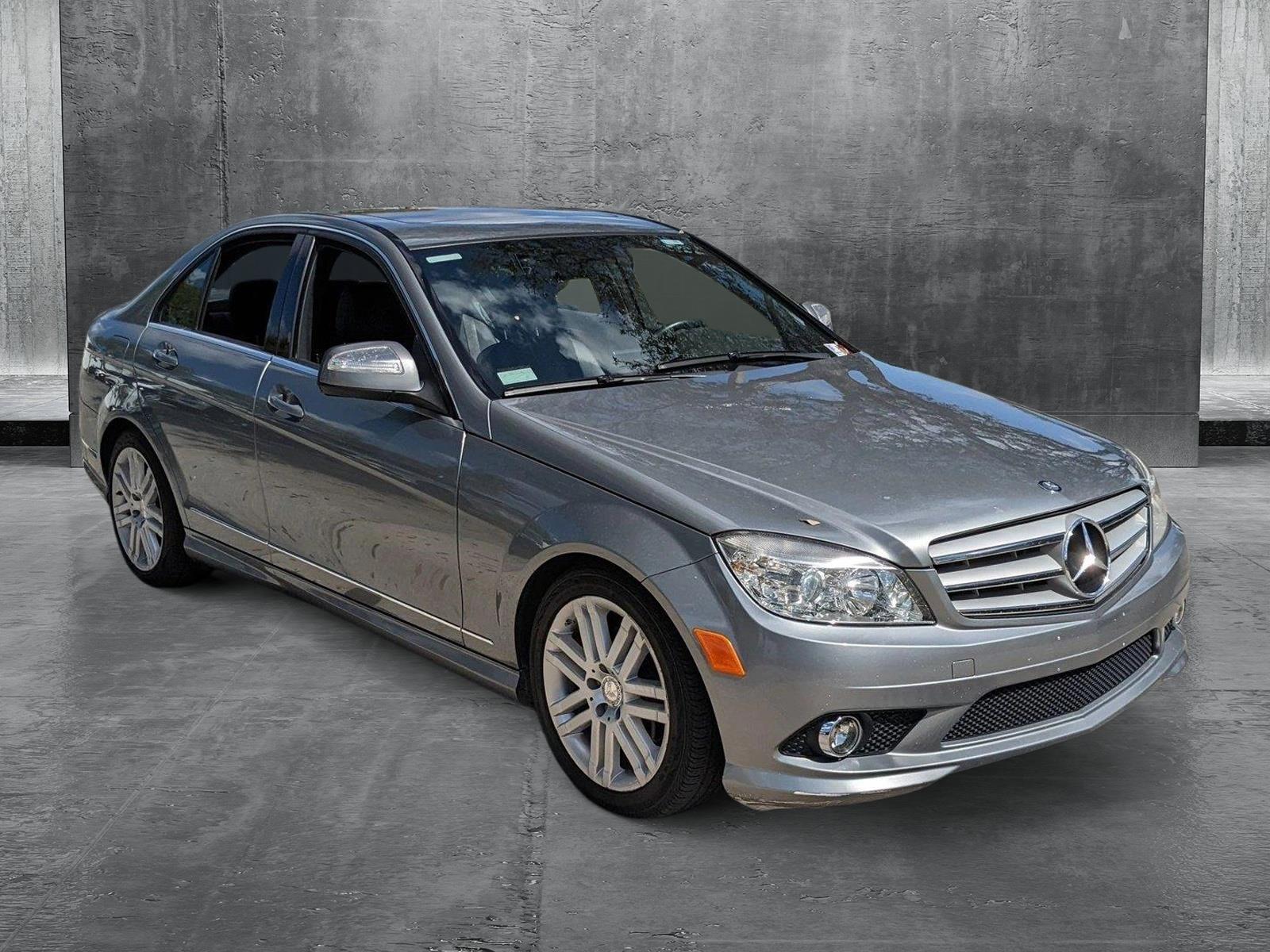 2009 Mercedes-Benz C-Class Vehicle Photo in Coconut Creek, FL 33073