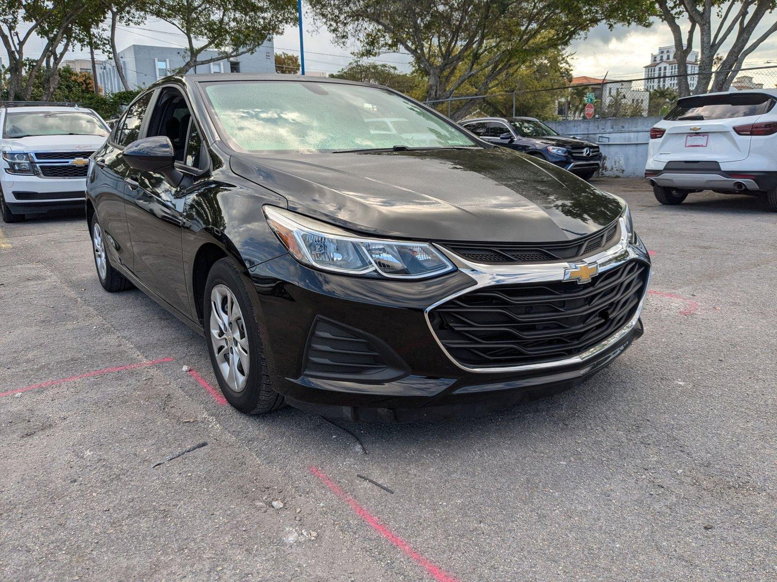 2019 Chevrolet Cruze Vehicle Photo in MIAMI, FL 33134-2699