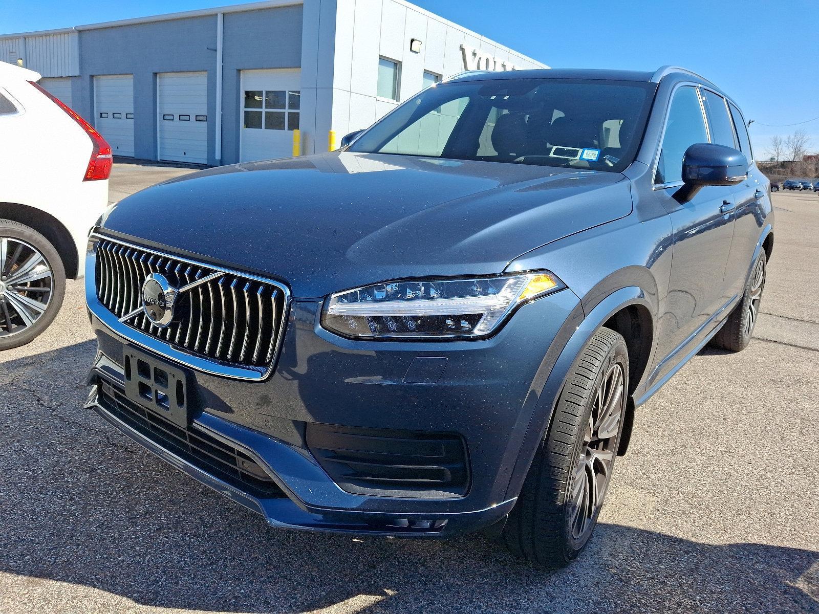 2022 Volvo XC90 Vehicle Photo in Trevose, PA 19053