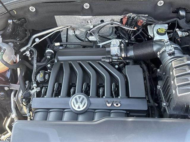 2021 Volkswagen Atlas Cross Sport Vehicle Photo in ALBERTVILLE, AL 35950-0246