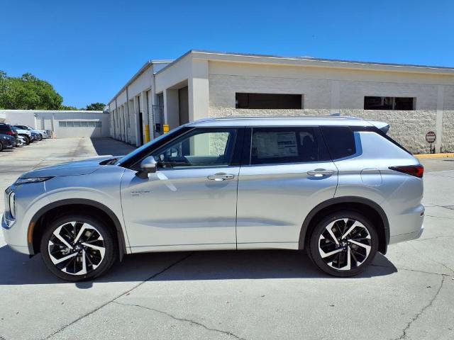 2025 Mitsubishi Outlander Plug-In Hybrid Vehicle Photo in Tampa, FL 33612