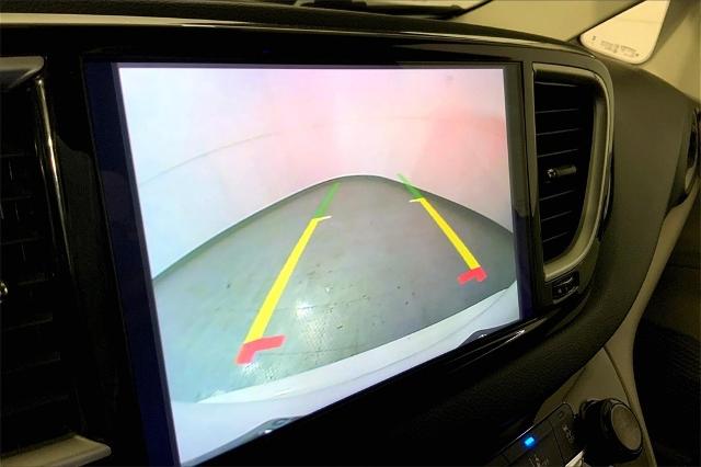 2023 Chrysler Pacifica Vehicle Photo in Kansas City, MO 64114