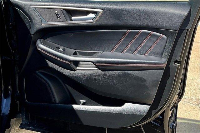 2024 Ford Edge Vehicle Photo in TOPEKA, KS 66609-0000
