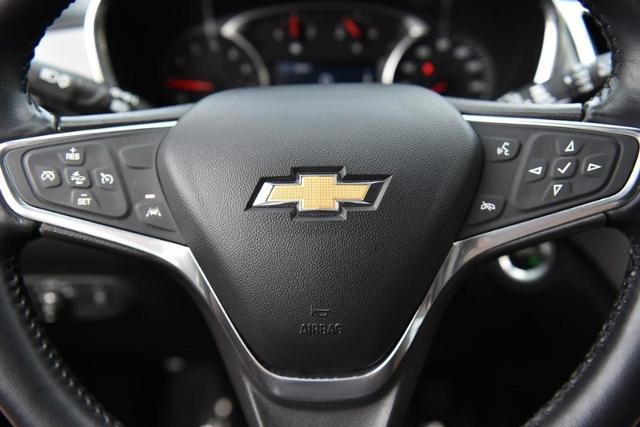 2020 Chevrolet Equinox Vehicle Photo in Ballwin, MO 63011