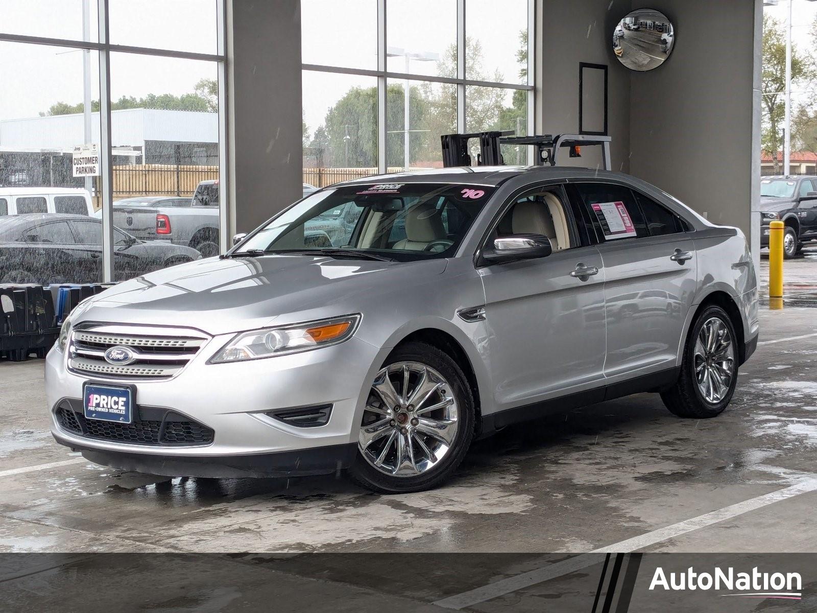 2010 Ford Taurus Vehicle Photo in Valencia, CA 91355