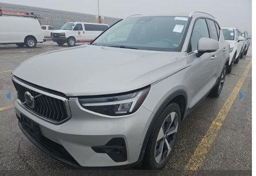 2025 Volvo XC40 Vehicle Photo in San Antonio, TX 78230