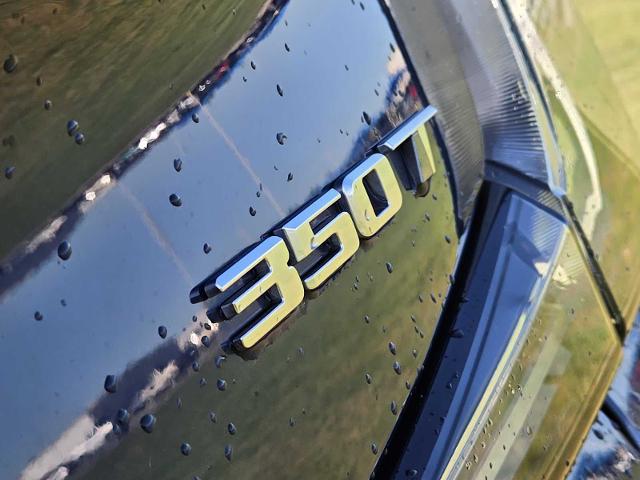 2022 Cadillac XT4 Vehicle Photo in DENTON, TX 76210-9321