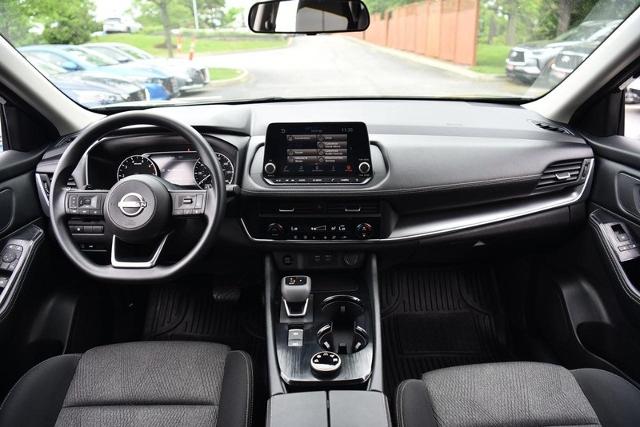 2024 Nissan Rogue Vehicle Photo in Ballwin, MO 63011
